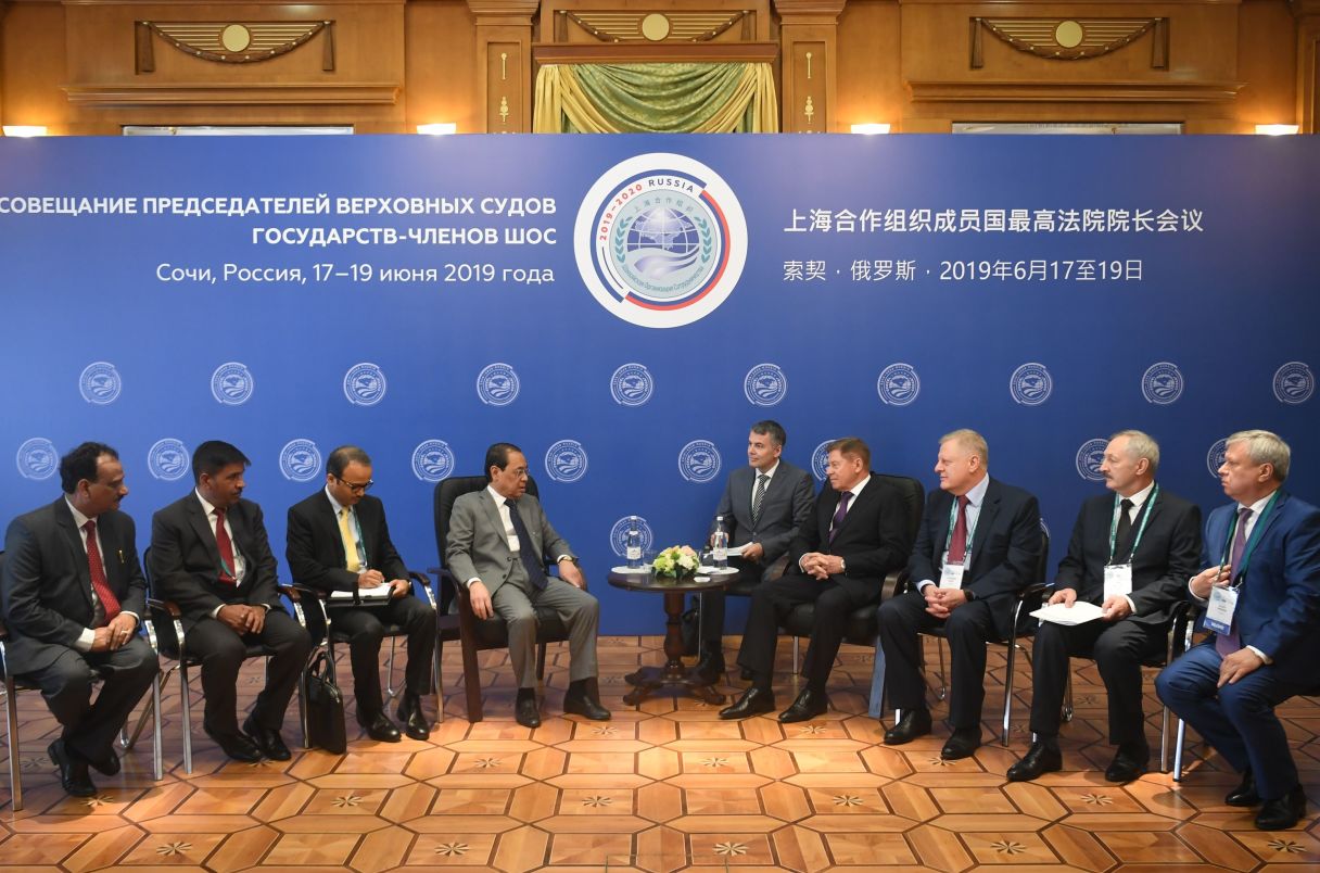 Chief Justice of the Supreme Court of India Ranjan Gogoi (centre left) and Chief Justice of the Supreme Court of Russia Vyacheslav Lebedev (fourth from the right) at a meeting of Supreme Court Chief Justices of the Shanghai Cooperation Organisation (SCO) member states in Sochi